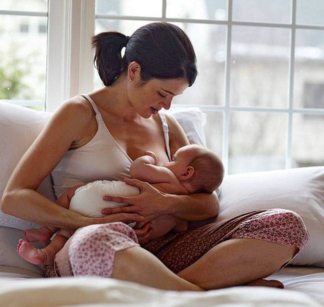 ब्रेस्टफीड करा रहीं हैं तो जरा ध्यान दें..