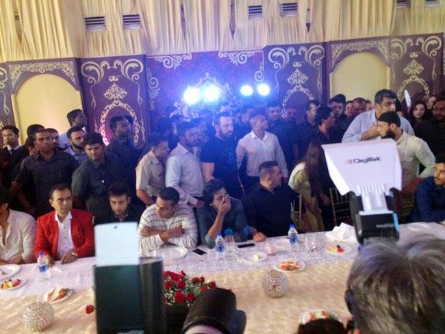 नए हेयरस्टाइल में कहां दिखे सलमान, जानें यहां...