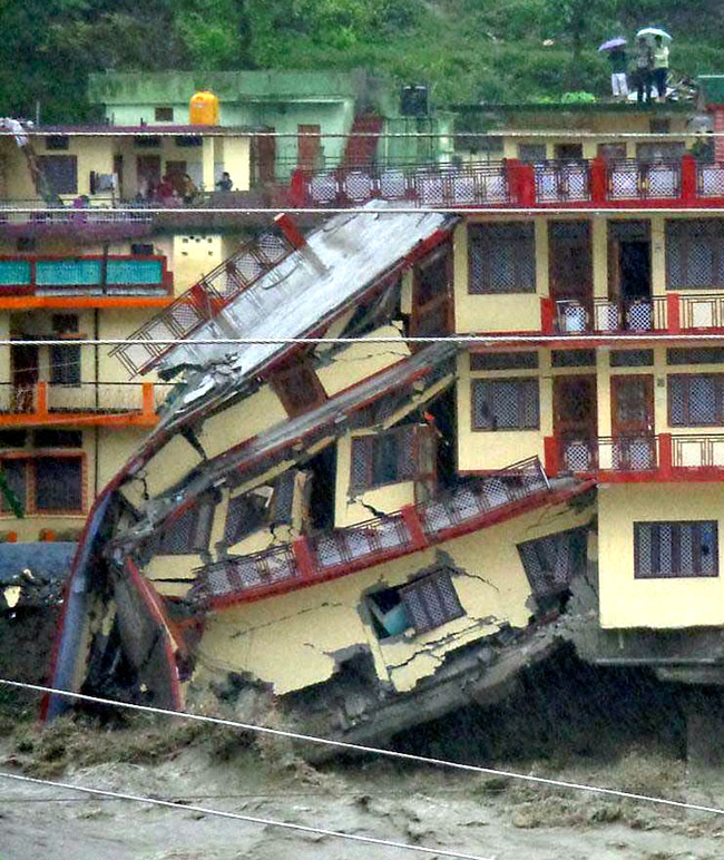 Flashback: उत्तराखंड में जल का तांडव, केदारनाथ धाम तबाह