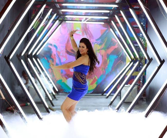 मरयम जकारिया की आइटम सॉन्ग के साथ बॉलीवुड में वापसी