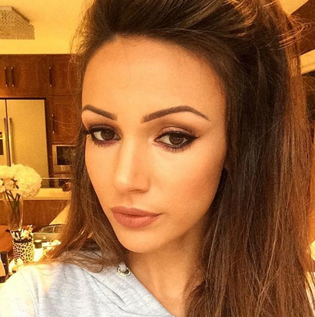 दुनिया की सबसे सेक्सी महिला मिशेल Happy birthday