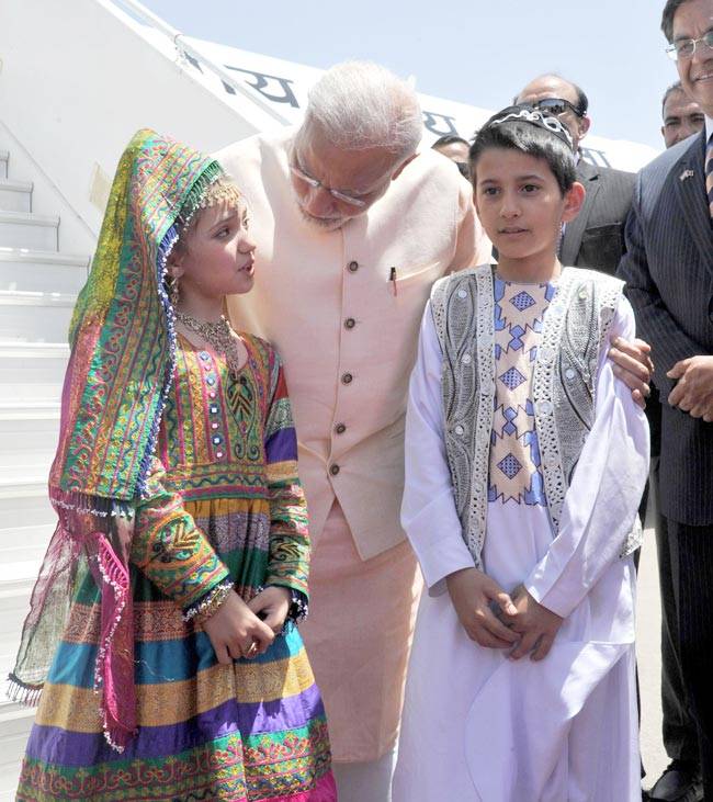 PM मोदी को मिला अफगानिस्तान का सर्वोच्च नागरिक सम्मान, देखें तस्वीरें