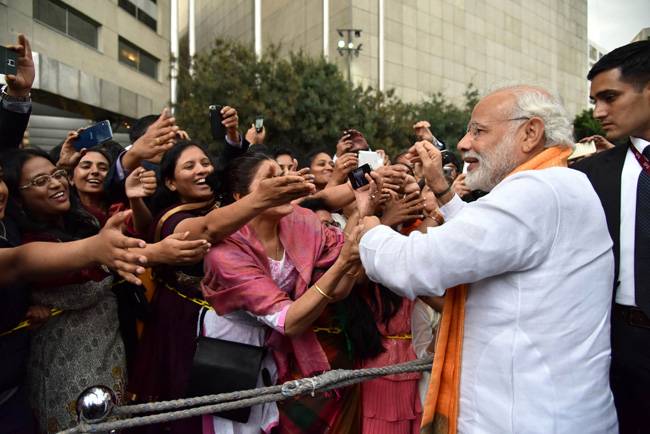 कुछ ऐसा रहा PM मोदी के 5 देशों का दौरा