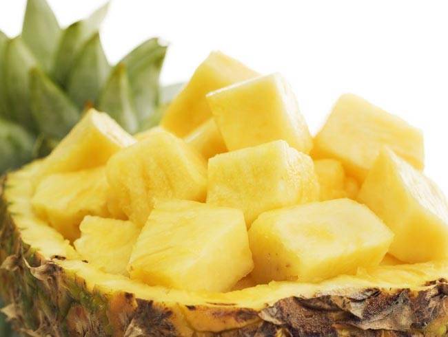 हेल्दी बेबी के लिए प्रेग्नेंट महिलाओं को खाने चाहिए ये फल...