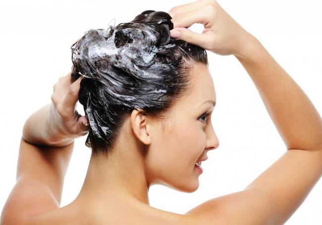 बेकिंग सोडा देगा एड़ी से लेकर चोटी तक खूबसूरती...