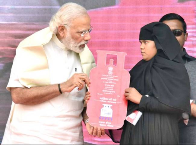 इन 10 योजनाओं के लिए जानी जाएगी मोदी सरकार