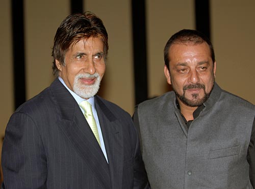 संजय दत्त के B'day पर देखें उनकी अनदेखी तस्वीरें