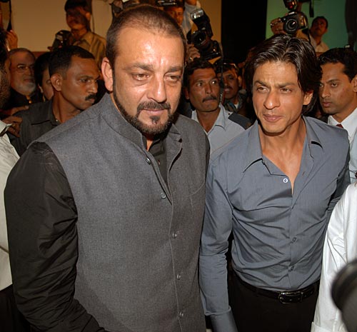 संजय दत्त के B'day पर देखें उनकी अनदेखी तस्वीरें