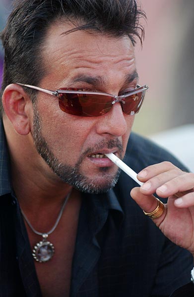 संजय दत्त के B'day पर देखें उनकी अनदेखी तस्वीरें