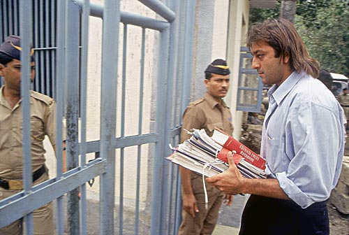 संजय दत्त के B'day पर देखें उनकी अनदेखी तस्वीरें