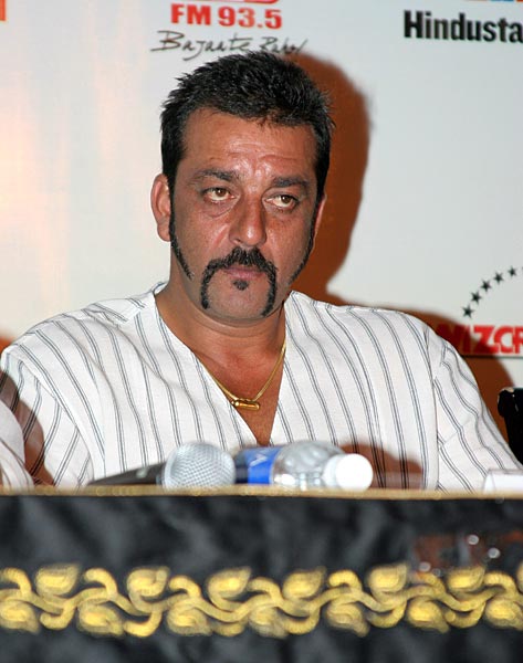 संजय दत्त के B'day पर देखें उनकी अनदेखी तस्वीरें