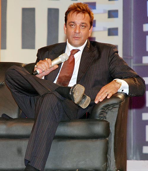 संजय दत्त के B'day पर देखें उनकी अनदेखी तस्वीरें