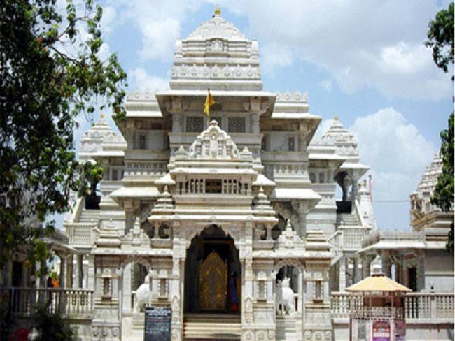 शिवरात्रि पर करें 12 ज्योतिर्लिंग के दर्शन...