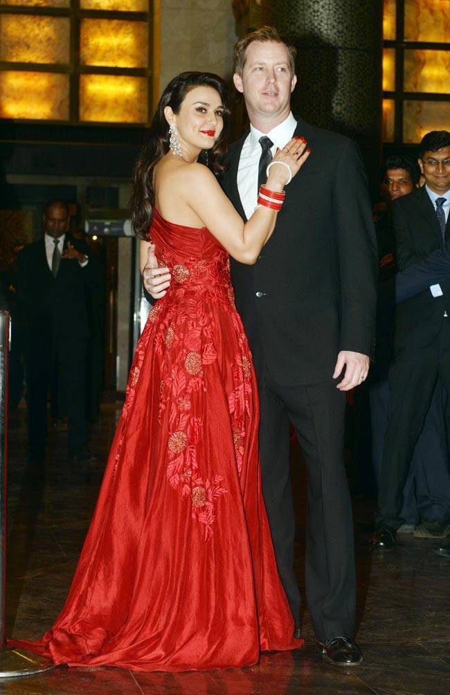 कौन हैं बॉलीवुड की सबसे खूबसूरत दुल्हन...