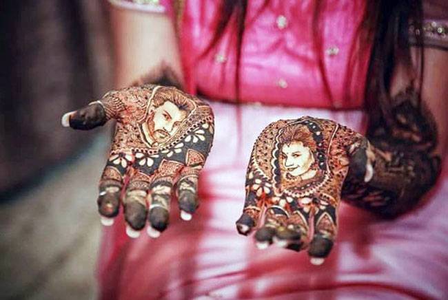 दिव्यांका को लगी मेहंदी, देखें तस्वीरें...