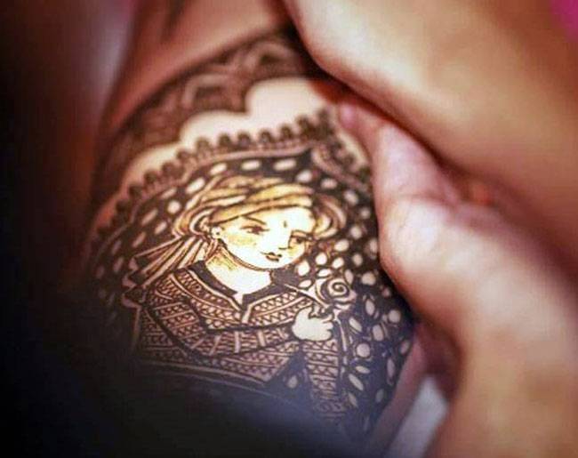 दिव्यांका को लगी मेहंदी, देखें तस्वीरें...