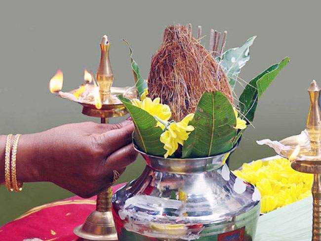 इन मंत्रों के जाप से करें बजरंग बली को प्रसन्‍न...