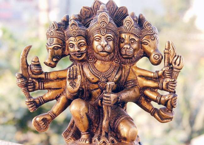 इन मंत्रों के जाप से करें बजरंग बली को प्रसन्‍न...