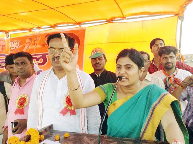 मोदी कैबिनेट की सबसे युवा मंत्री बनीं अनुप्रिया पटेल