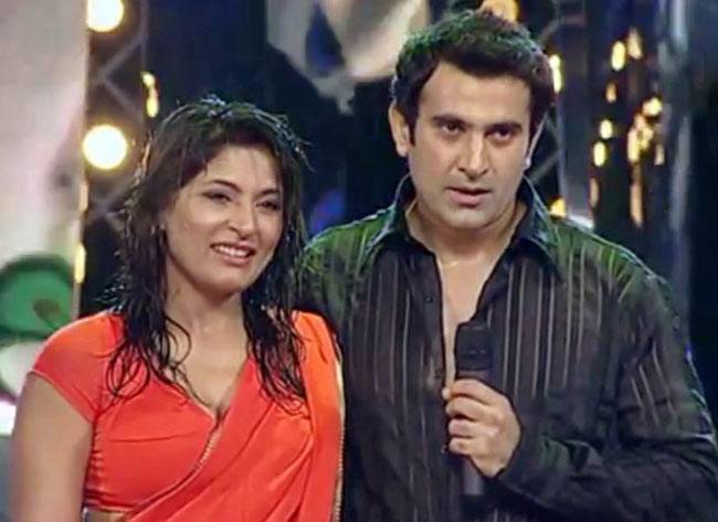 इन बॉलीवुड एक्ट्रेस के दूल्हे हैं उम्र में कम