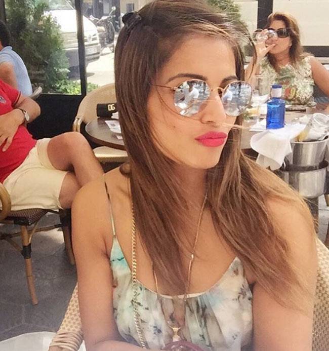 बिपाशा अपने पति करण सिंह ग्रोवर से 8 गुना अमीर...