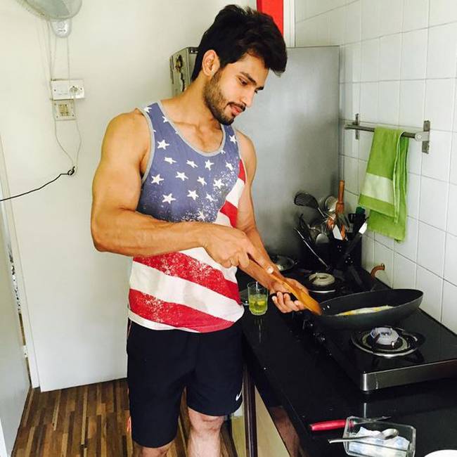 पहले भारतीय मि. वर्ल्ड रोहित खंडेलवाल की खास तस्वीरें...