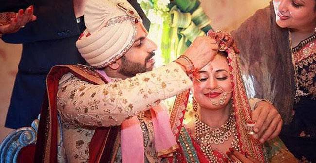 दिव्यांका-विवेक की शादी की अनदेखी तस्वीरें...