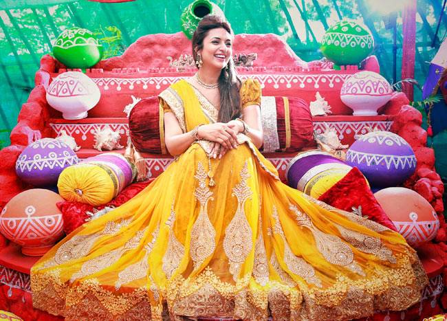 दिव्यांका की शादी की रस्में हुई शुरू, देखें हल्दी की बेहतरीन तस्वीरें