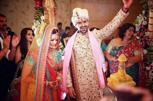 दिव्यांका-विवेक की शादी की अनदेखी तस्वीरें...