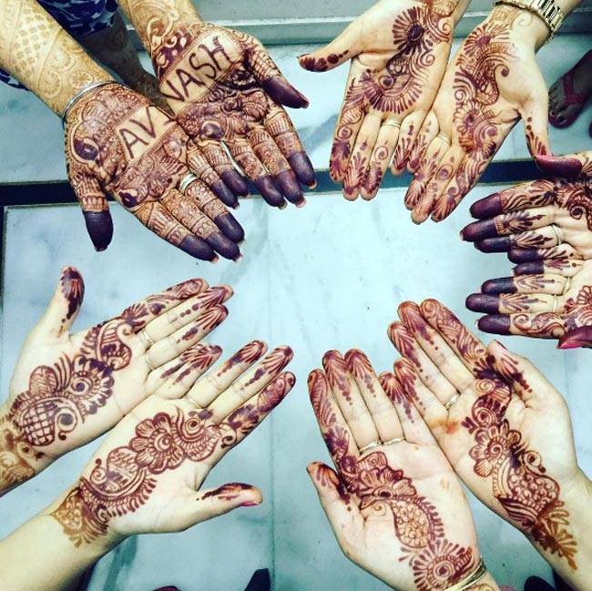 'बिग बॉस' फेम संभावना सेठ की मेहंदी सेरेमनी की तस्वीरें आई सामने