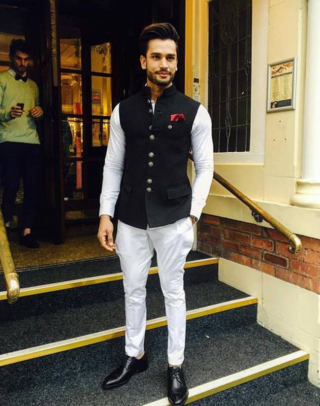 पहले भारतीय मि. वर्ल्ड रोहित खंडेलवाल की खास तस्वीरें...