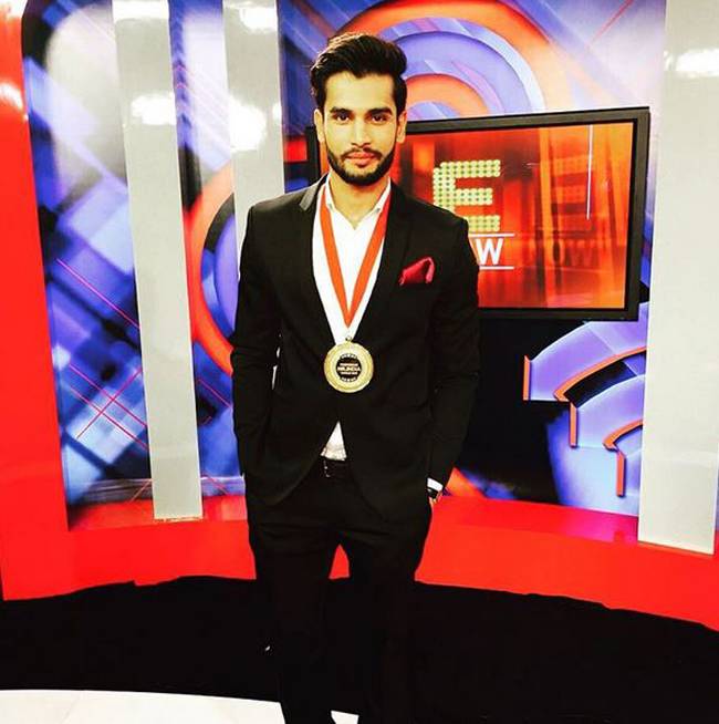 पहले भारतीय मि. वर्ल्ड रोहित खंडेलवाल की खास तस्वीरें...