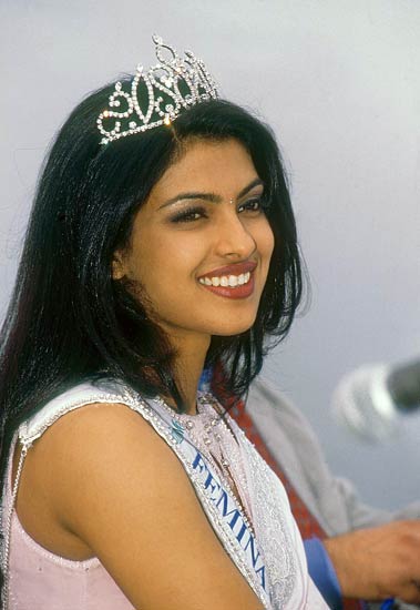 प्रियंका चोपड़ा के B'day पर जानें उनसे जुड़ी कुछ दिलचस्प बातें...