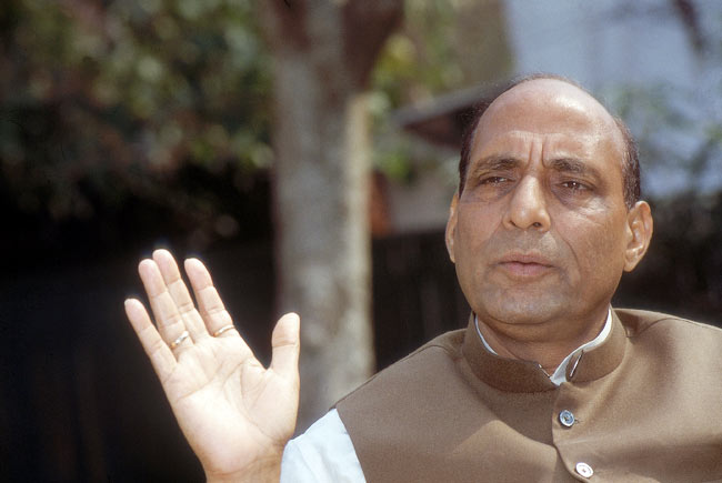 राजनाथ सिंह: प्रोफेसर से 'सियासी गुरु' बनने तक का सफर...