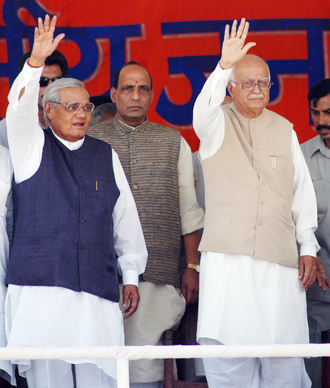 राजनाथ सिंह: प्रोफेसर से 'सियासी गुरु' बनने तक का सफर...