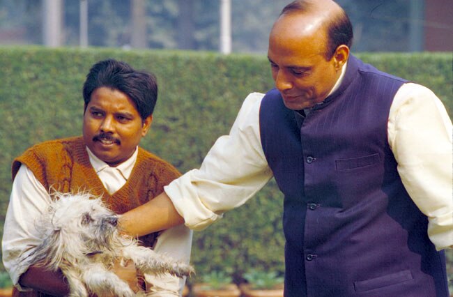 राजनाथ सिंह: प्रोफेसर से 'सियासी गुरु' बनने तक का सफर...