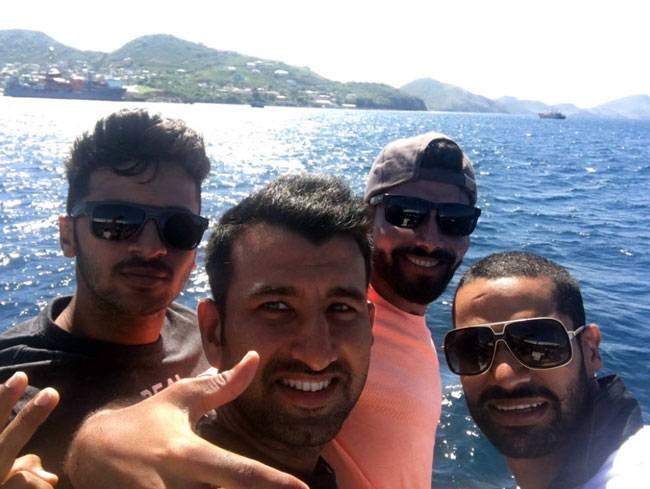 सिर्फ ट्रेनिंग और प्रैक्टिस ही नहीं, वेस्टइंडीज में जारी है टीम इंडिया की मटरगस्ती