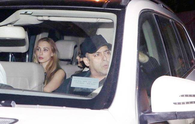 सलमान ने पूरी रात यूलिया आैर फैमिली संग सेलिब्रेट की 'सुल्तान' की सक्सेस पार्टी