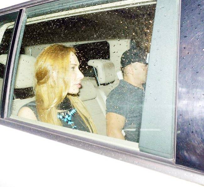 सलमान ने पूरी रात यूलिया आैर फैमिली संग सेलिब्रेट की 'सुल्तान' की सक्सेस पार्टी