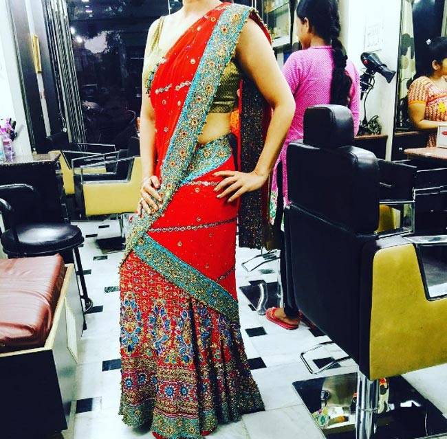 'बिग बॉस' फेम संभावना सेठ की मेहंदी सेरेमनी की तस्वीरें आई सामने