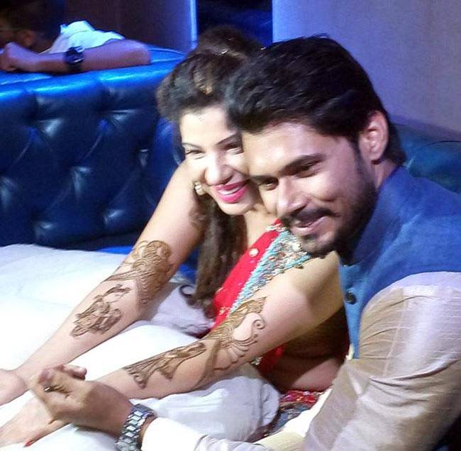 'बिग बॉस' फेम संभावना सेठ की मेहंदी सेरेमनी की तस्वीरें आई सामने