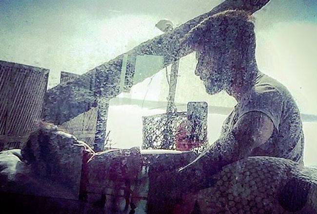 माधुरी से वरुण और बिपाशा से करण तक देखें सितारों की Instagram pics