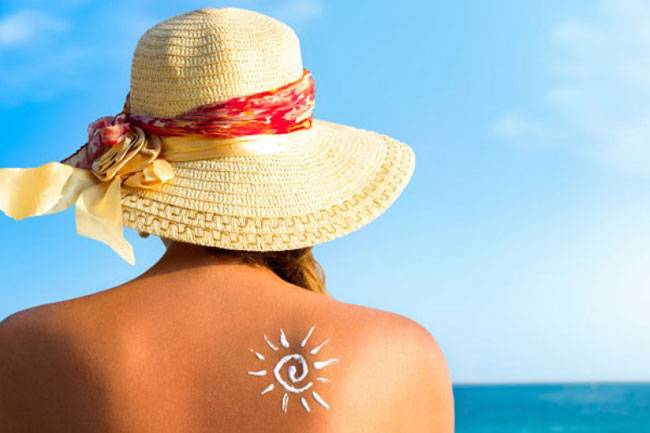 दमकती त्वचा चाहिए तो इन 5 गलतियों से बचें...