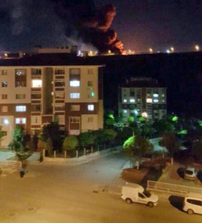 तुर्की में रातभर चलीं तख्तापलट की कोशिशें नाकाम