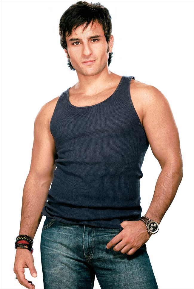 Happy Birthday: सैफ और मनीषा कोइराला की शानदार तस्वीरें...