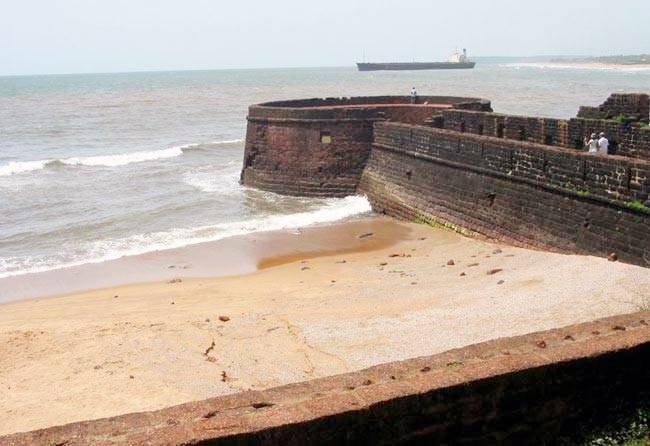 Beaches की खूबसूरती के बीच गोवा का ये रंग भी जरूर देखें...