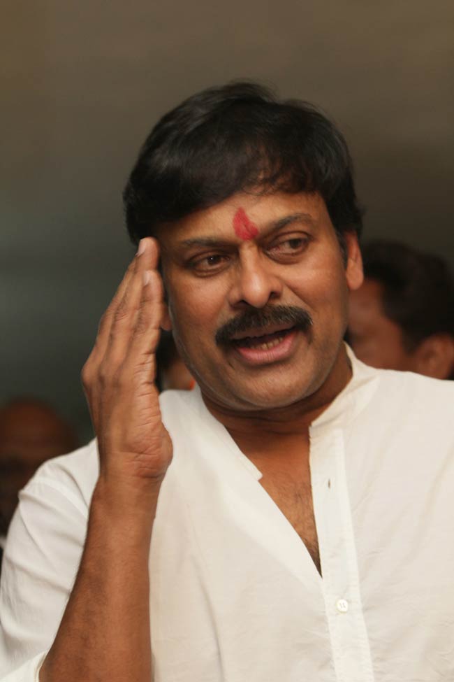 मेगास्‍टार चिरंजीवी को जन्‍मदिन मुबारक...