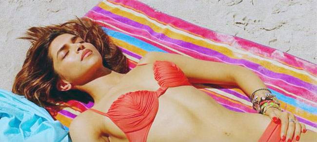 'बार-बार देखो' से पहले कई बार दिखाई गई बिकिनी तो अब बवाल क्यों?