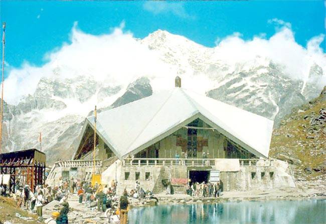 ये हैं देश के प्रसिद्ध 10 गुरुद्वारे जहां सभी समान आस्था से टेकते हैं मत्था