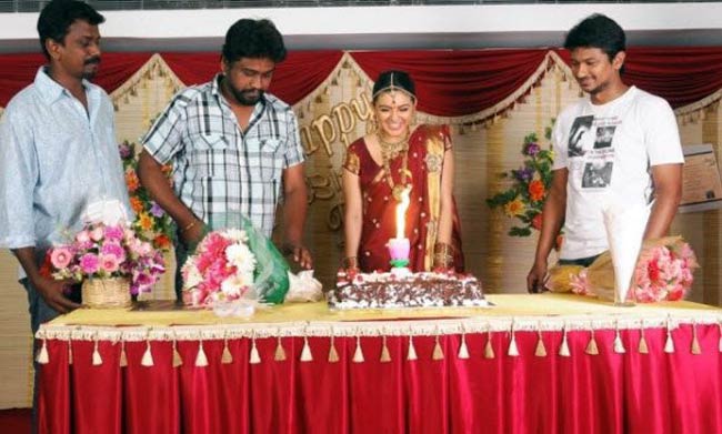 हंसिका मोटवानी के बर्थडे पर देखें अनदेखी तस्वीरें...